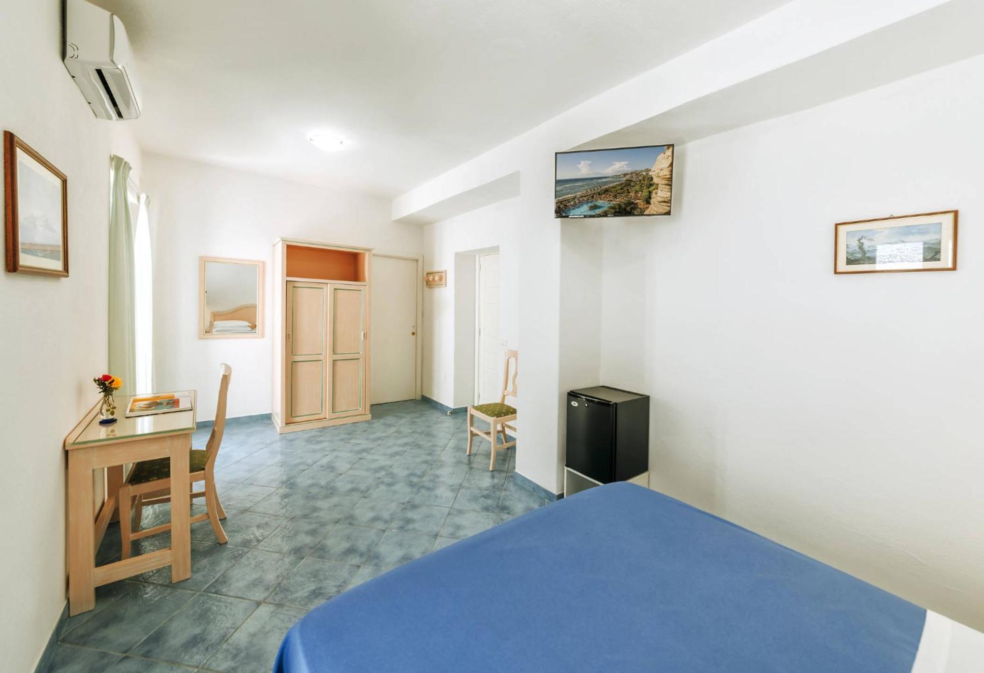 Hotel Villa D'Orta Ίσκια Δωμάτιο φωτογραφία